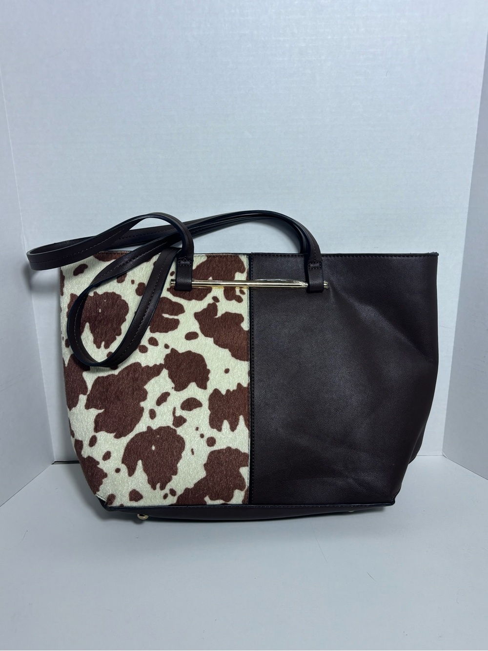 Versona Brown and Cream Cowhide-Accent Shoulder Tote Western Cowgirl